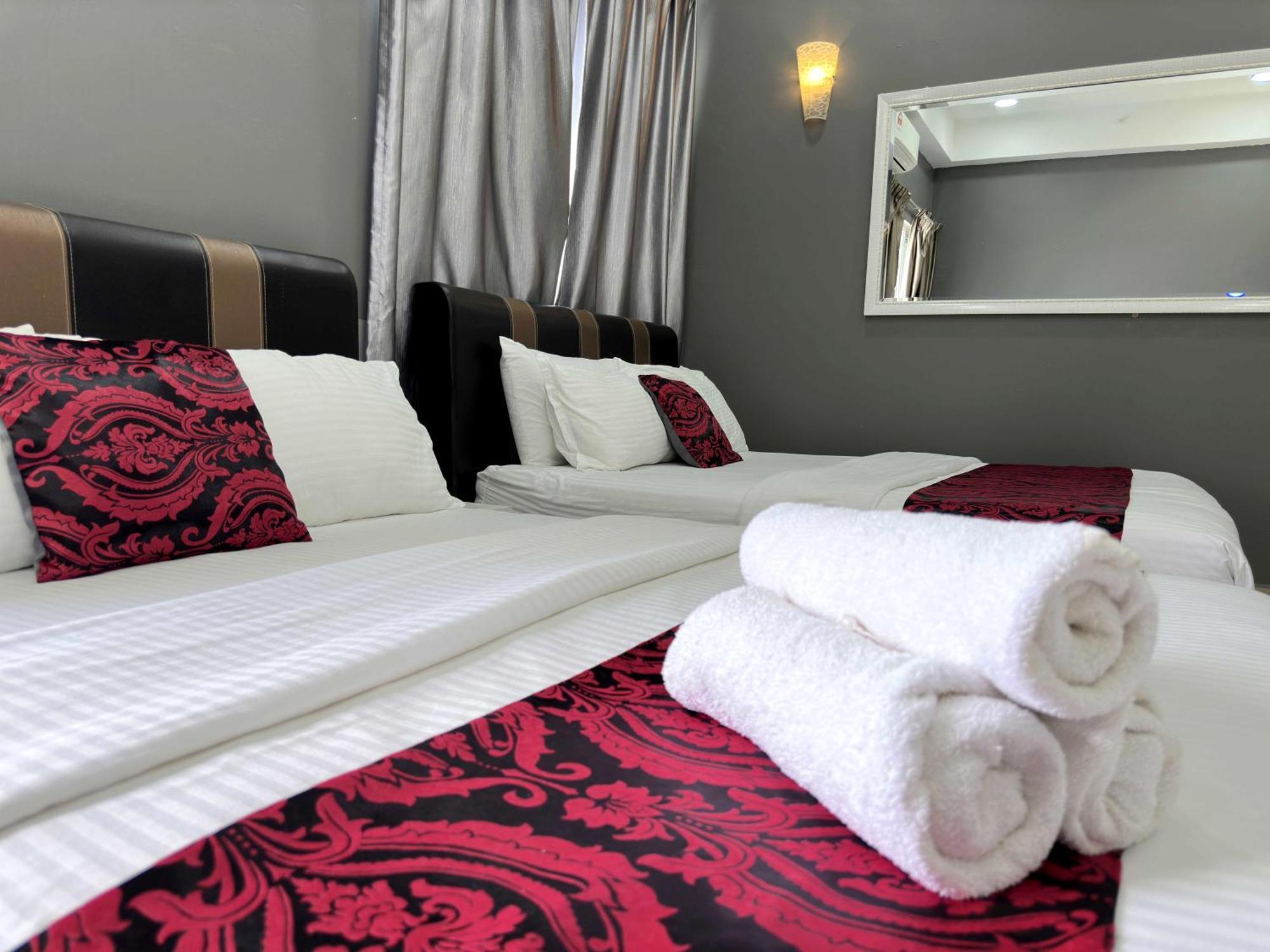 Cahaya Qaira Homestay @ D'Perdana Kota Bharu Ngoại thất bức ảnh